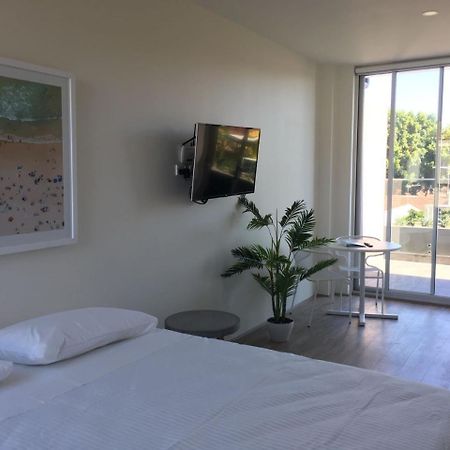 Bondi Beach Studio Penthouse Suite + Balcony Сідней Екстер'єр фото
